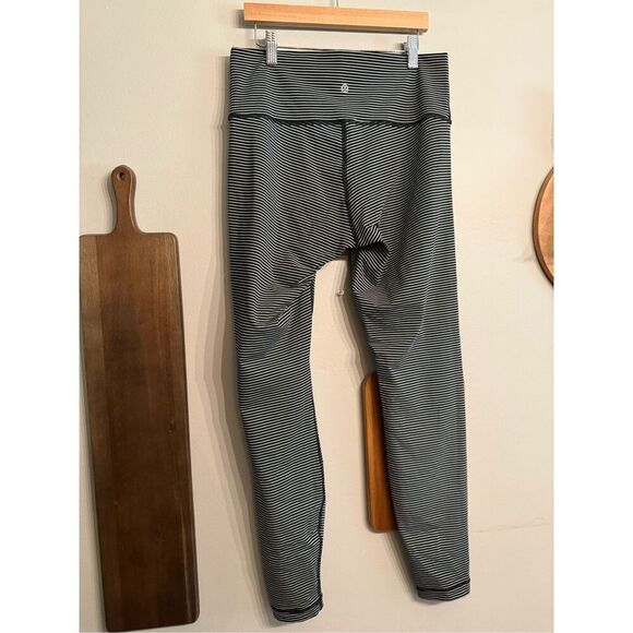 Lululemon Black White Parallel Striped Pull On Wunder Under Leggings Size 10 - Picture 2 of 5